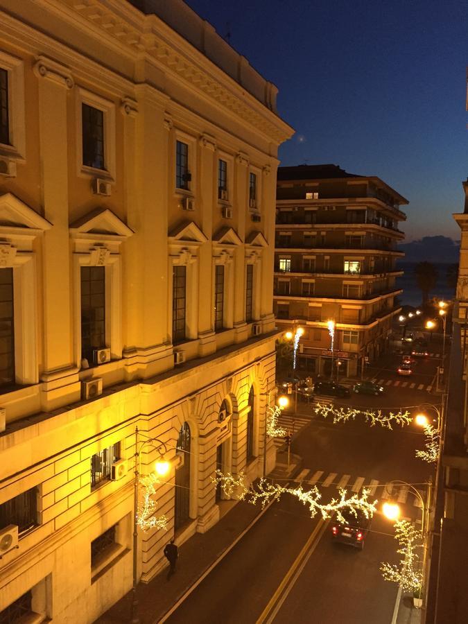 Casa Castagna Panzió Salerno Kültér fotó